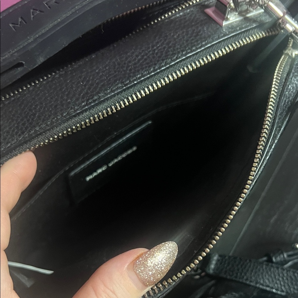 Marc Jacobs Black Crossbody Bag - Picture 7 of 9